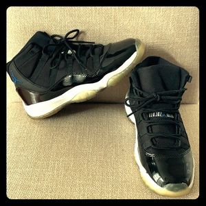 Air Jordan 11 Retro - Space Jam